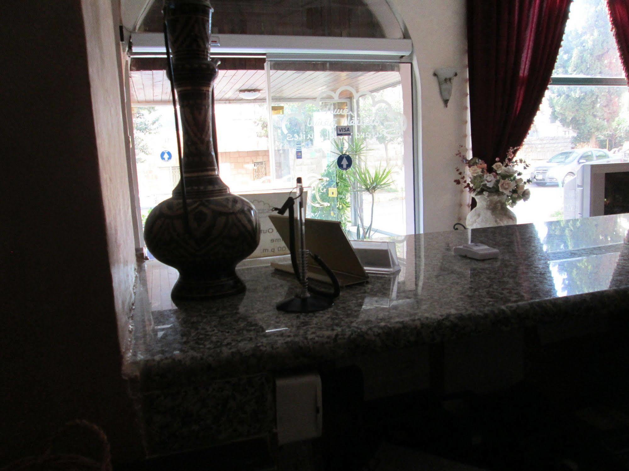 Sufara Hotel Suites Amman Exterior photo